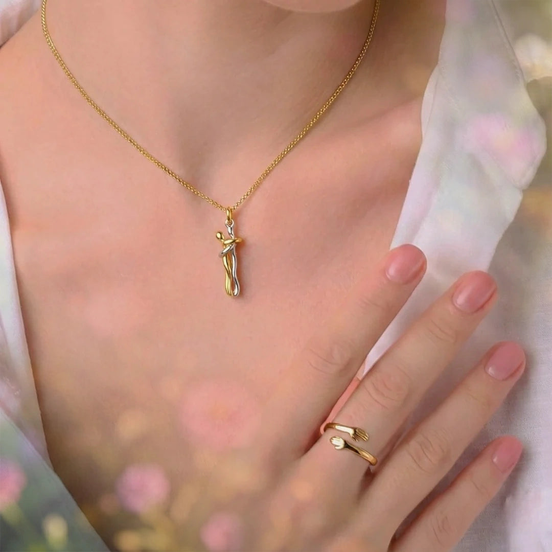 Collar y Anillo Abrazo Infinito
